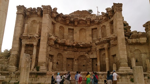 Чем знаменит город Джераш?