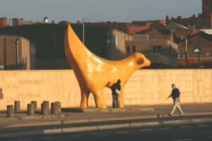 Арт-модерн: "Супербанановый ягненок"