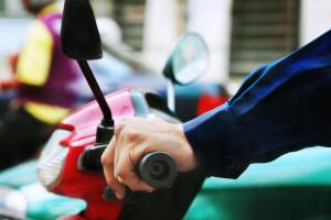 Как бороться с ценами на бензин и пробками?