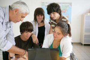 На уроках - Интернет: эффективно или нет?