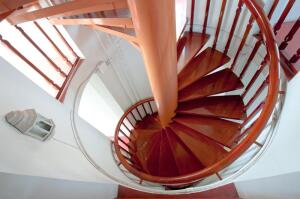 Как выбирают лестницы для домов?