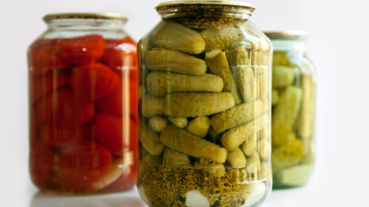 Как закатывать банки?