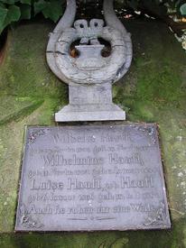 Могила Вильгельма Гауфа