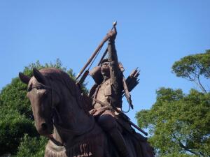 Как научиться стрелять из лука по-самурайски?