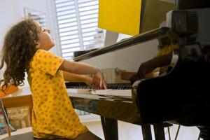 Как заинтересовать ребёнка занятиями музыкой? Работа над чужими ошибками