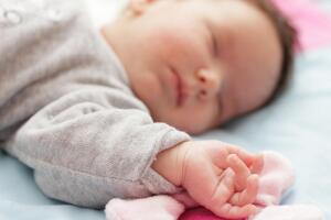 Как уложить спать малыша?