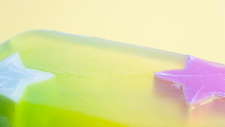 Зачем желе в душе? Рецепты чистоты и пены