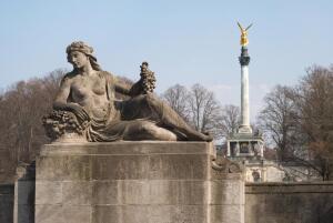 Как советский скульптор Гликман стал немецким живописцем с мировым именем?