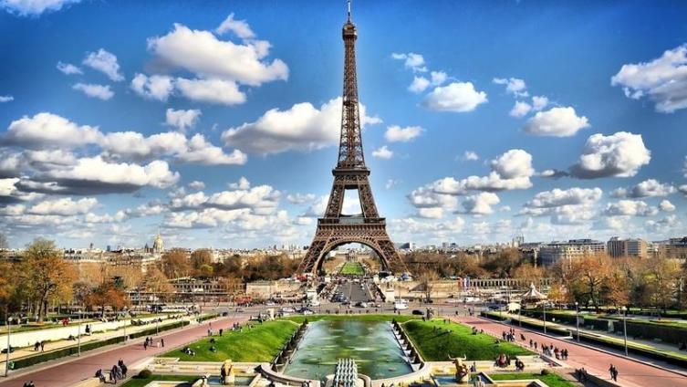 Кому принадлежит фраза «Увидеть Париж и умереть»? Ко Дню рождения Ильи Эренбурга