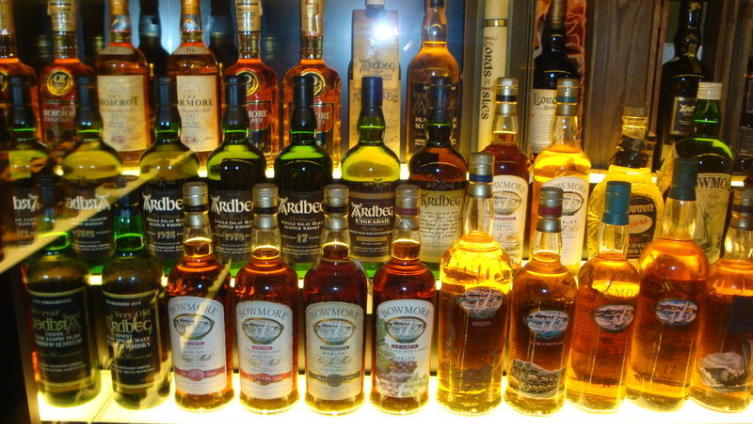 Коллекция шотландского виски