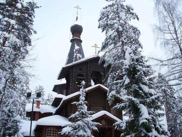 Храм иконы Казанской Божьей матери в п.Вырица