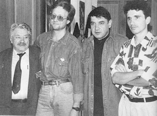 Отец Шевчука с уфимскими участниками ДДТ - С. Рудым, Н. Абдюшевым, Р. Каримовым