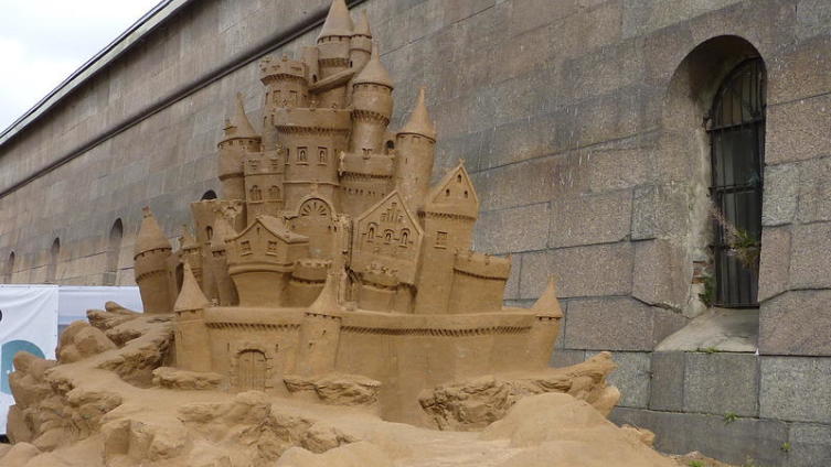 Сказочный замок&nbsp;&mdash; Ричард Варано, США