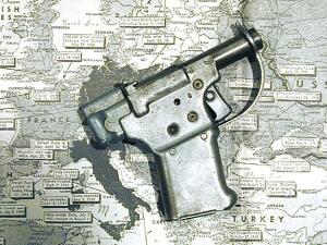 Пистолет FP-45 Liberator (Освободитель). Почему об этом жестяном пистолетике Второй мировой войны вспомнили в 2013-м?