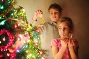 В Новый год без старых вещей? Необычные новогодние традиции разных стран