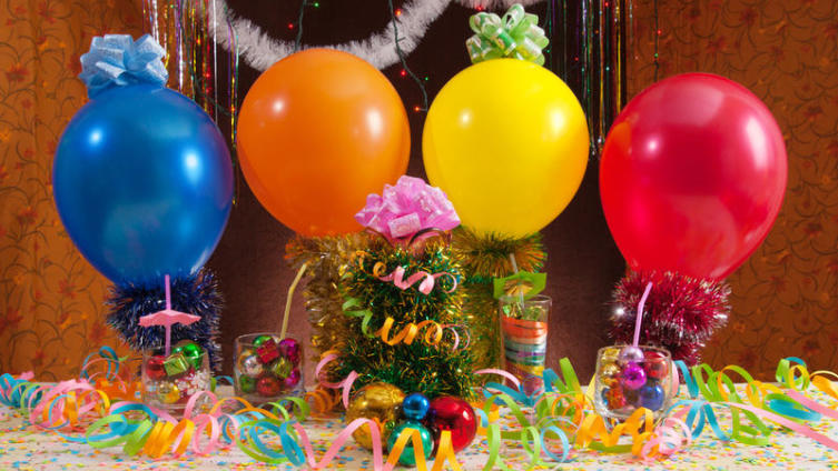 Во что поиграть с гостями в новогодние праздники?