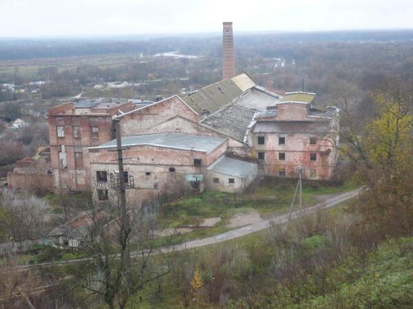 Дореволюционное здание сахарного завода в Рамони.