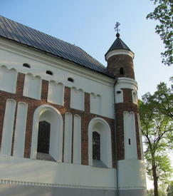 Церковь-крепость Рождества Пресвятой Богородицы (Мурованка)