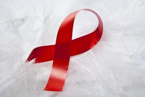 Для чего существует Всемирный День памяти людей умерших от СПИДа?
