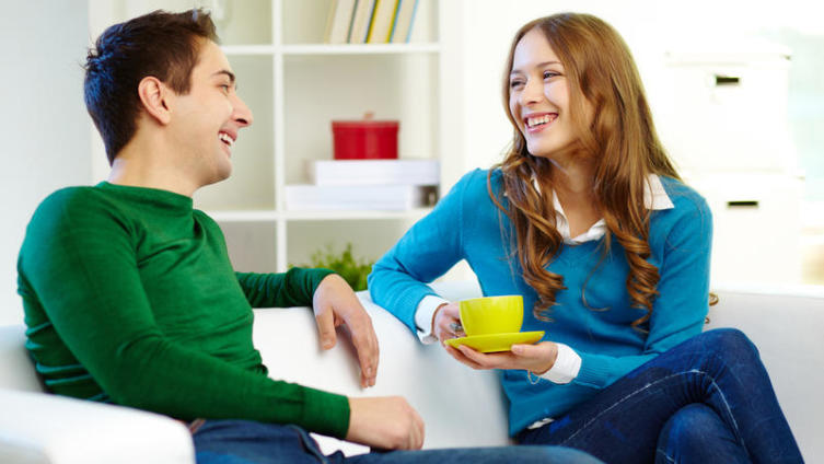 У Олега ярко выраженный талант рассказчика и чувство юмора