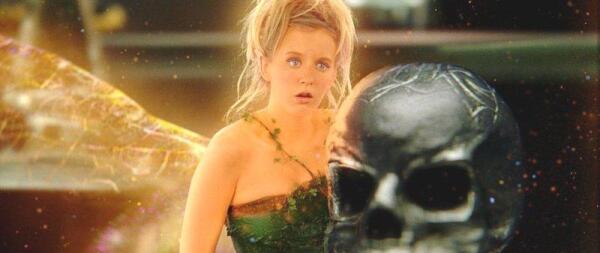 Имя Tinker Bell -  буквально переводится, как 