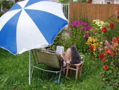 - И ещё пишут, что тебе нужна ветсправка...