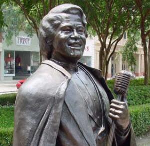 Памятник Джеймсу Брауну - штат Джорджия