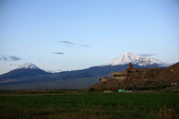 Две вершины Арарата