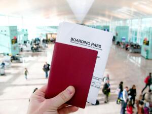 Как отдохнуть за границей без заграничного паспорта? Легко!