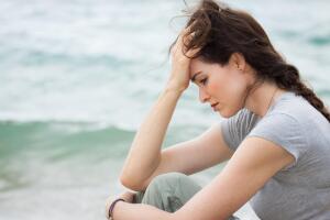 Как лечить стрессом «весеннюю депрессию»?