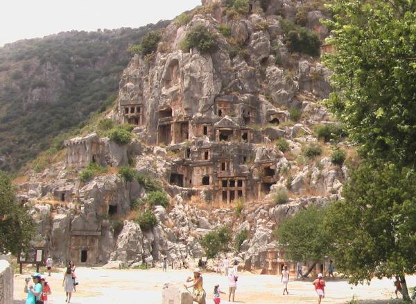 Ликийские гробницы