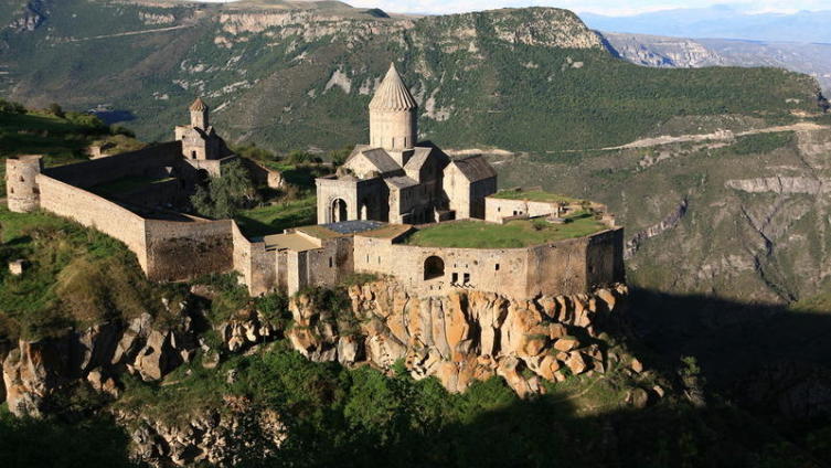 Общий вид монастыря 