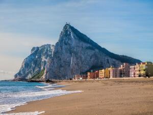 Гибралтар - это страна, пролив или крепость?