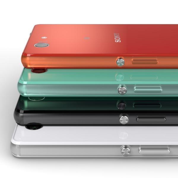 Xperia Z3 Compact выпускается в нескольких цветовых решениях 