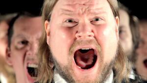 Что известно о мужском кричащем хоре?