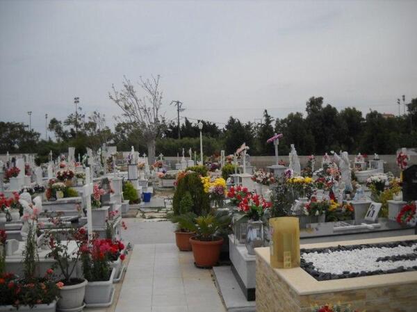 Греческое кладбище