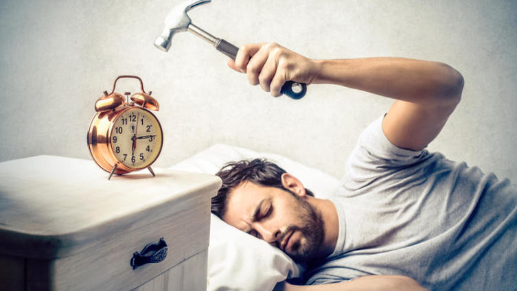 Как эффективно разбудить мужчину в рабочее утро?