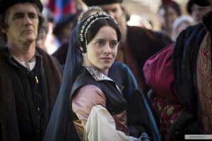 Какие сериалы смотреть с января? «Волчий зал» и «Взгляд в прошлое»