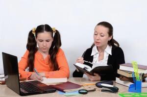 Классиков «ф топку», или С чего начинается политика «зомбирования»?