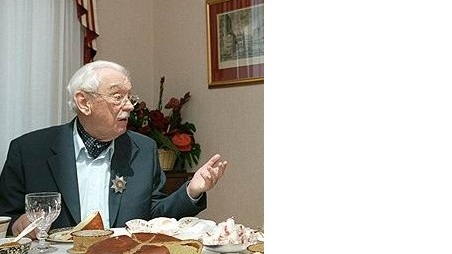 В день 90-летия (13 марта 2003 г.)