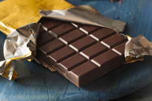 Возможна ли сладкая жизнь с горьким шоколадом?