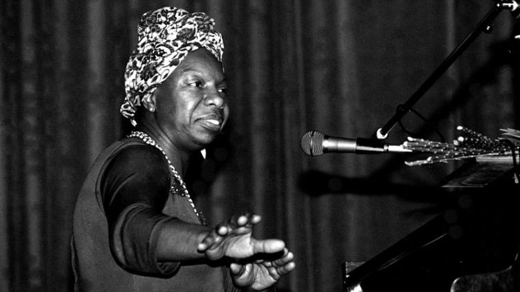 Нина Симон на концерте в Морле в 1982 году