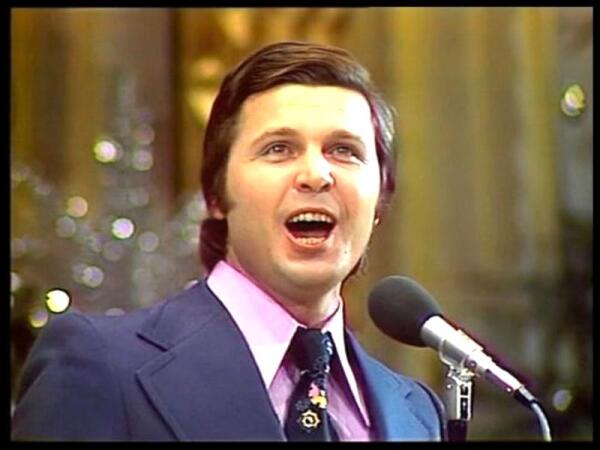 Лещенко поёт 