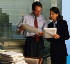 Иногда к начальнику можно даже подойти...