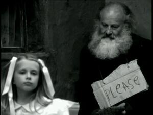 Как U2 ударились в эксперименты? История песен «Hold Me Thrill Me Kiss Me Kill Me», «Please» и «Beautiful Day»