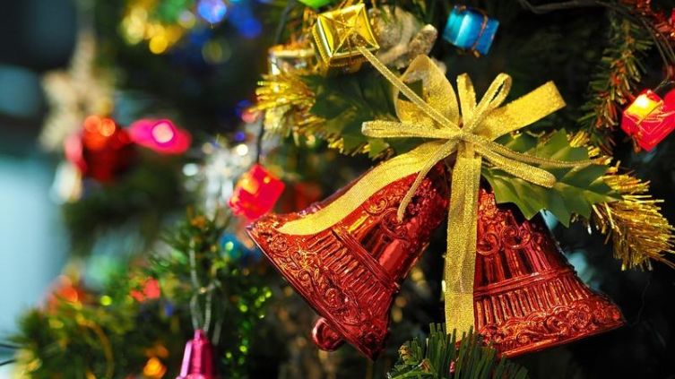 «Песнь о Ёлке». Руна вторая: как рождественская ёлка появилась в России и превратилась в новогоднюю?