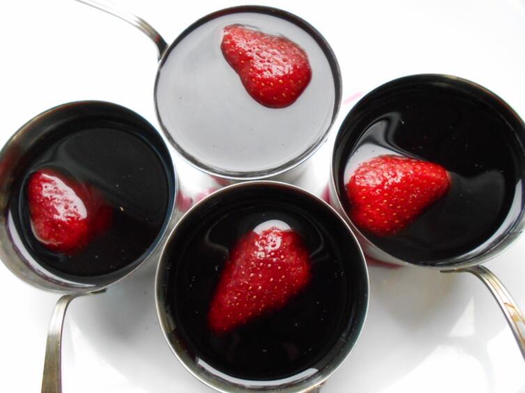 Как приготовить пикантное винное желе? Десерт для взрослых Как приготовить пикантное винное желе? Десерт для взрослых