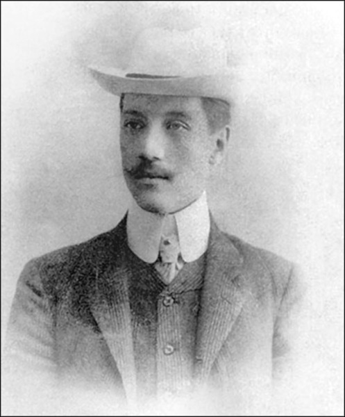 Николай Гумилев, 1910-е гг.