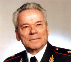 Михаил Тимофеевич Калашников - великий конструктор.