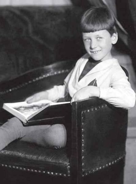 Родиону Щедрину 7 лет Родиону Щедрину 7 лет